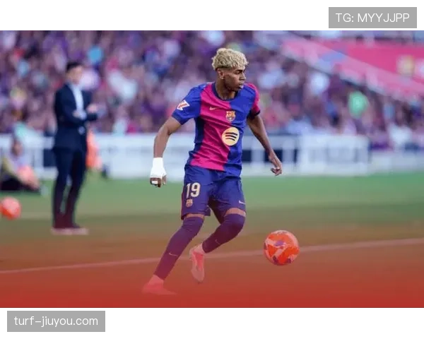 姆巴佩关键战前插突破频撕防线,高位压制成进攻核心驱动力 姆巴佩关键战前插突破频撕防线,高位压制成进攻核心驱动力